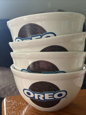 Nabisco’s OREO Ceramic Bowls - Set of 4